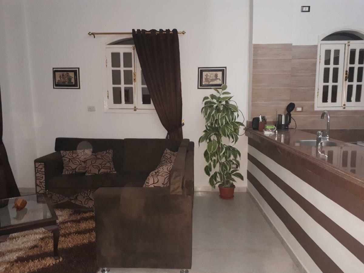 Angel Eyes House Apartment Luxor Exterior photo